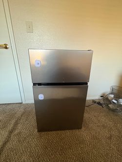 Miny refrigerator and freezer