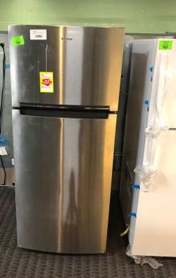 Brand New Whirlpool Top Freezer Refrigerator (Model:WRT518SZFM) HUZ2X