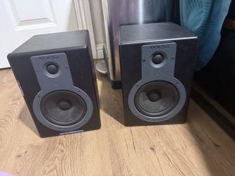 M-audio Bookshelf Speakers 