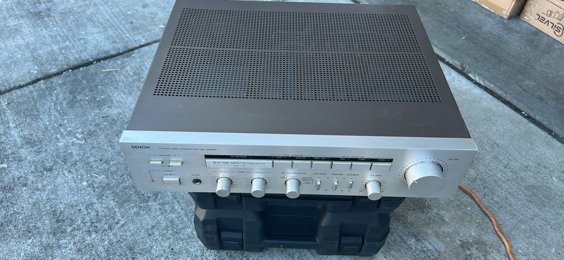 DENON Amplifier PMA-737 Good Working Excellent Condition