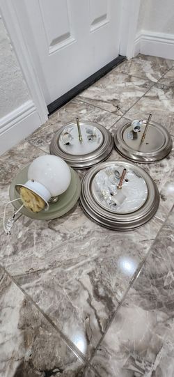 4 Lamps