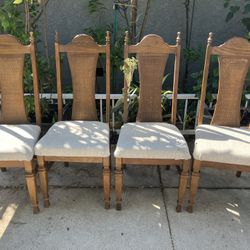 4 Sillas De Comedor