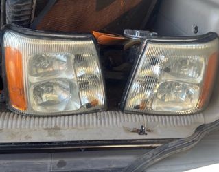 Cadillac Escalade headlights