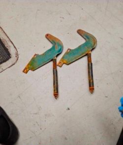 Vw bug hood hinges