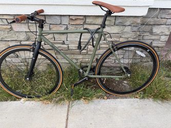 Retrospec Mantra Single-Speed Urban Bike