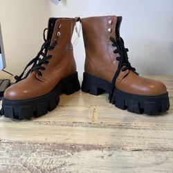 Marc Fisher Happy Lug Boots Platform Brown Leather Lace Up Ankle Combat Sz 11