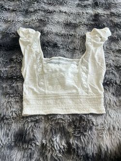 Flowy Sleeve Crop Top