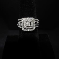 10k White Gold Real Diamonds 💎 Engagement Ring Size 7