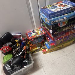 Kids toys, board games and puzzles lot