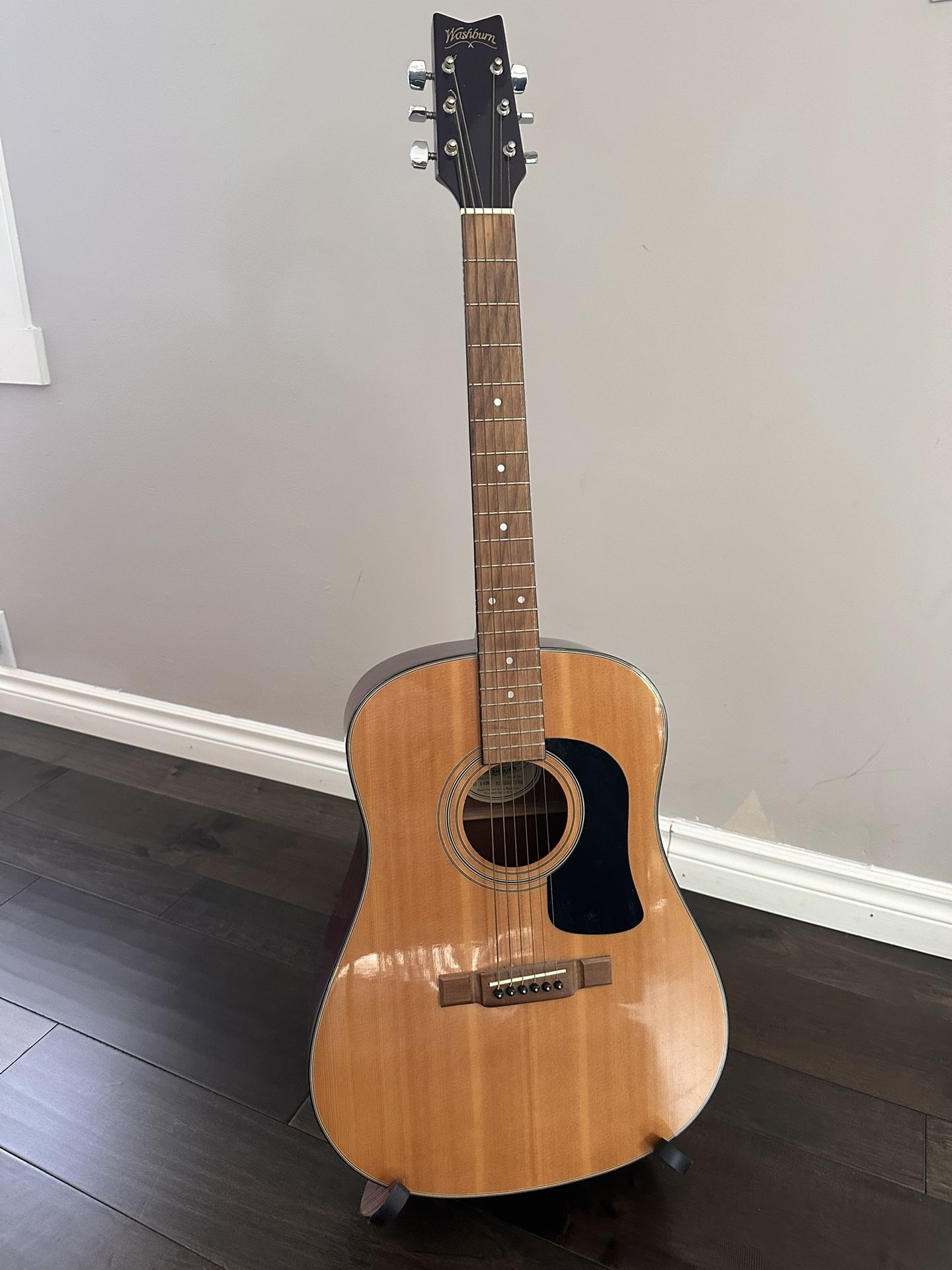 Washburn Guitar