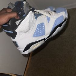 Jordan 6 UNC Blue