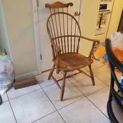 Antique Wicker Chair 