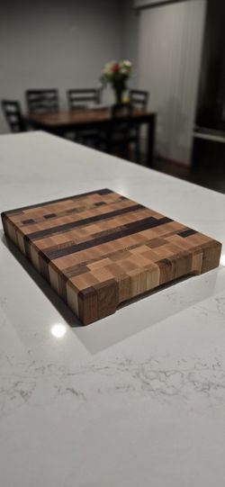 End Grain butcher block cutting board