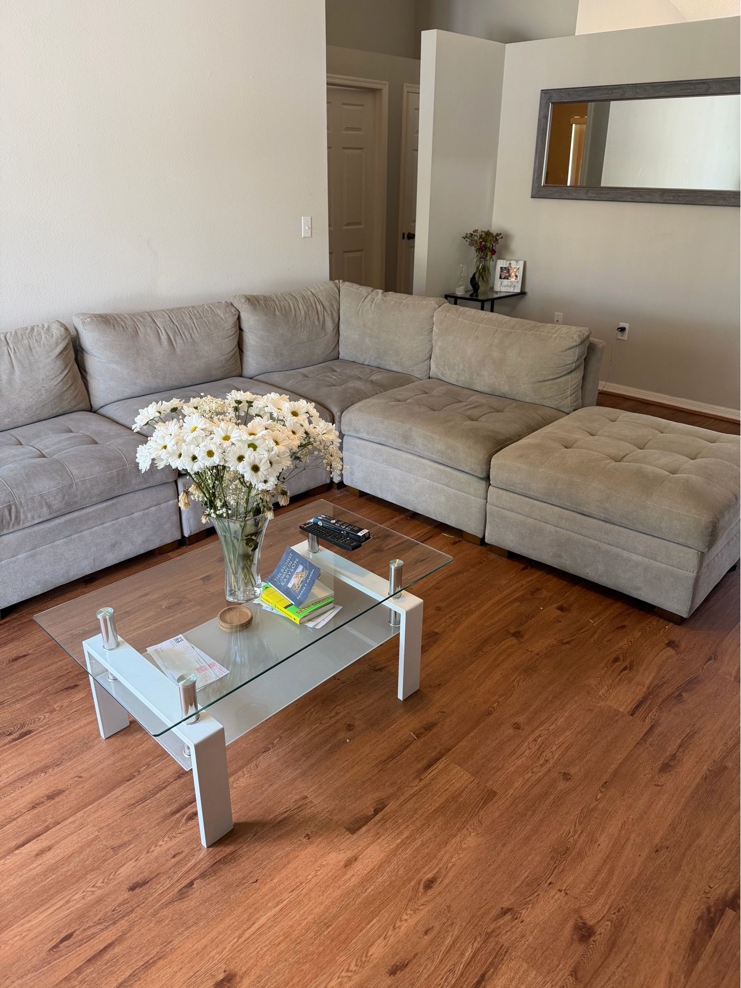 6-Piece Modular Sectional Sofa+FREE Coffee Table โ Modern Gray|Seats 6| Flexible Layout.Mother gift