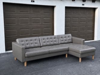 Sofa/Couch Sectional - Leather - Gray - Delivery Available 🚛