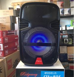 Eight inch rechargeable Bluetooth speaker/aux/fm/USB and SD port/microphone for karaoke/brand new!!