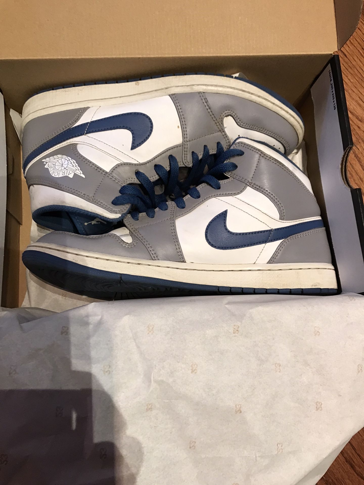 Jordan 1 True Blue 