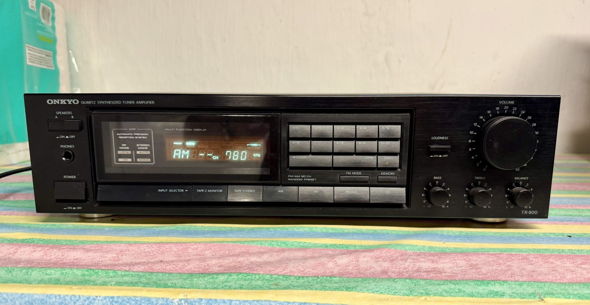 Onkyo Tuner Amplifier. Model TX – 800. Works Well.