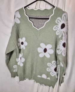 Mint Green Sweater w/ Daisy Accents L