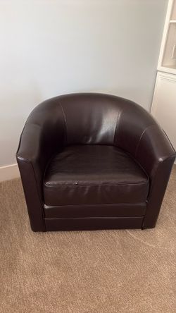 Swivel chair