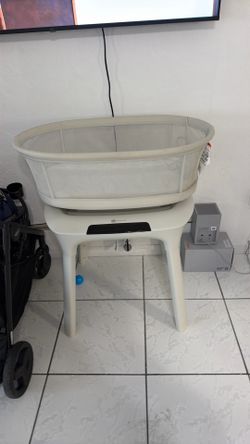 4 moms bassinet