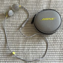 Bose wireless headphone
