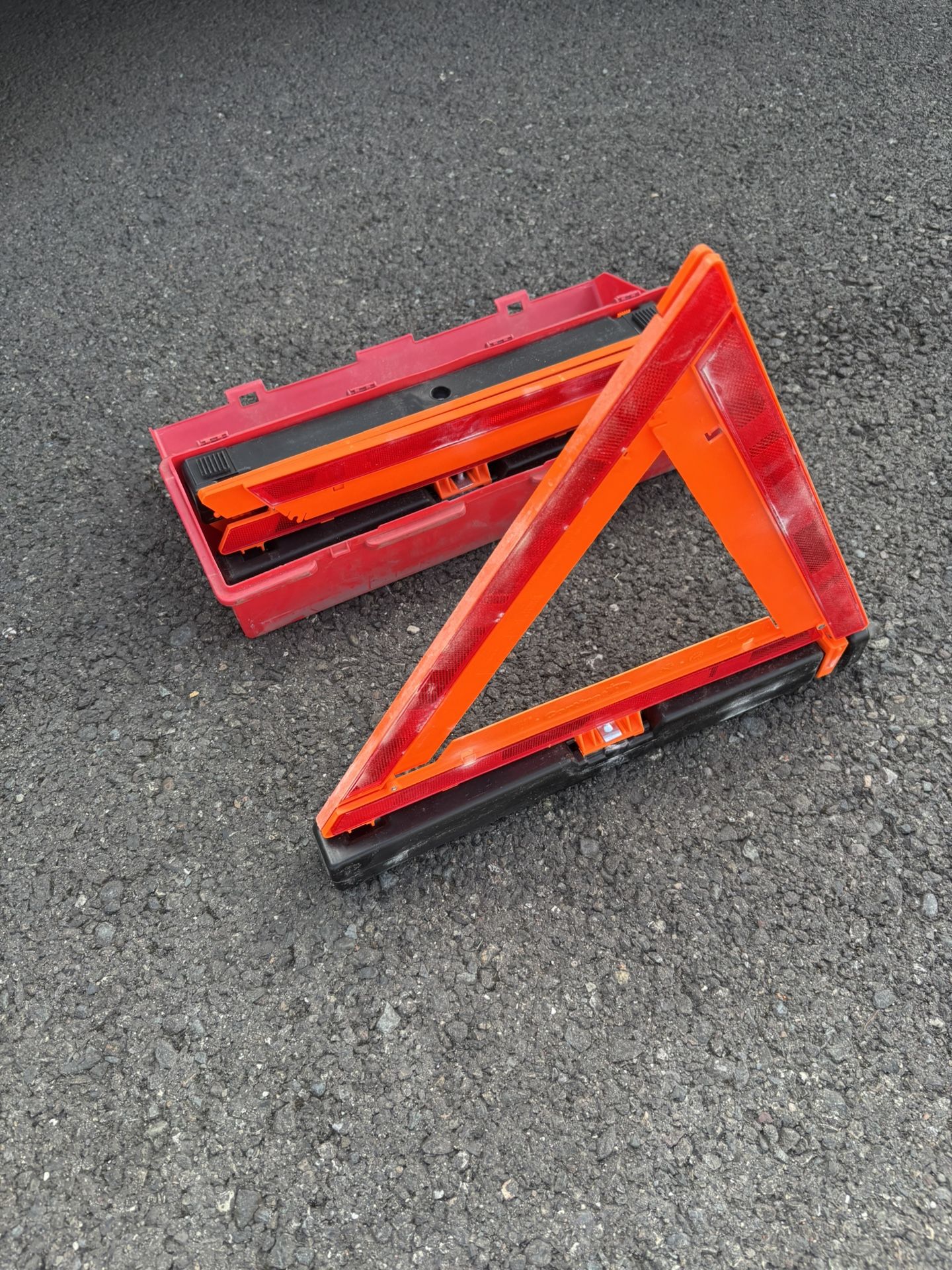 Emergency Reflective Triangles 6x