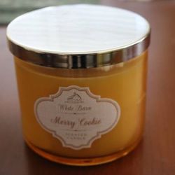 New! Bath & Body Works Holiday Candle