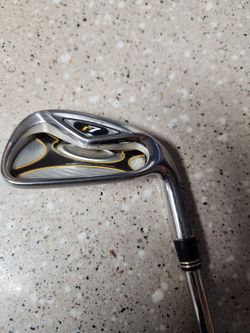 Taylor Made R7 Steel shaft Reg Flex 7 iron
