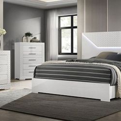 Brand New White 4pc Queen Bedroom Set (Available In Eastern King)