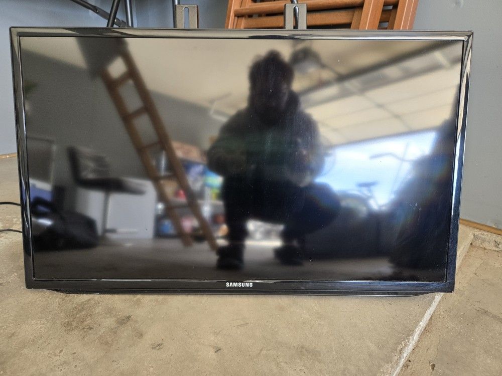 TV Samsung 32in
