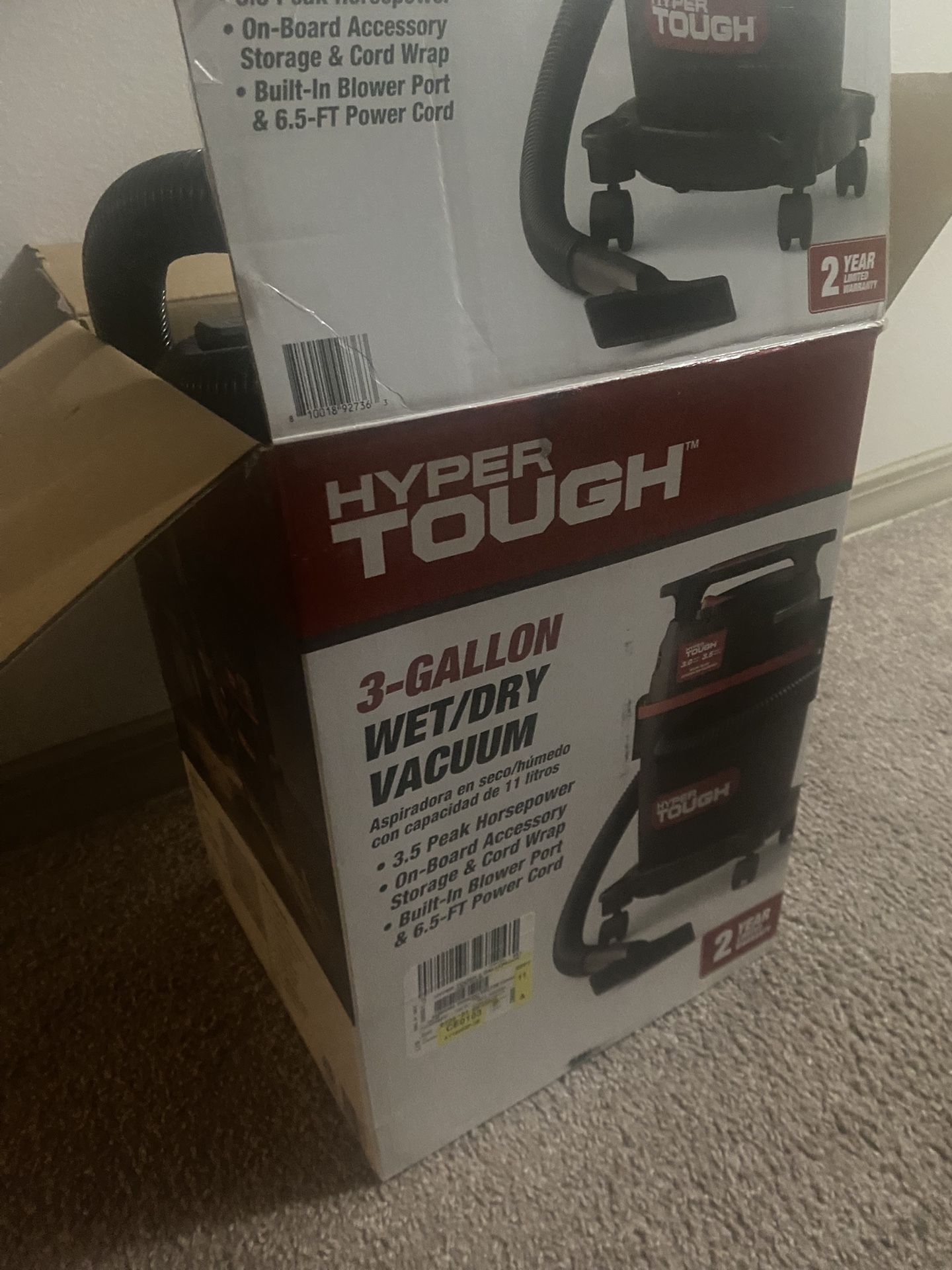 BLACK AND RED HYPER TOUGH 3-GALLON WET/DRY VACUUM