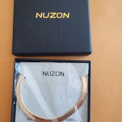 Nuzon Gold Necklace