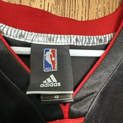 Adidas Chris Bosh miami heat #1 Jersey…Size L