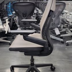 Lightly Used Steelcase Gesture Chair