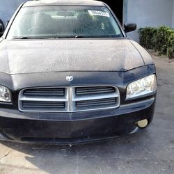 08 DODGE CHARGER FOR PARTS ONLY 