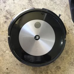 iRobot Vacuum 150$