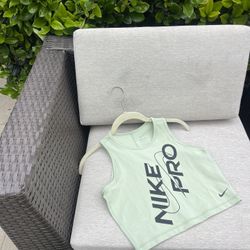 Nike Pro Tank Top 