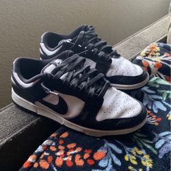 Nike Panda Dunks size 8