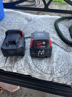 Milwaukee red lithium M 18 XC 5.0 lithium