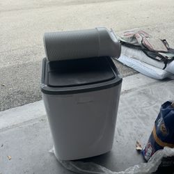 Frigidaire Portable AC 8000BTU