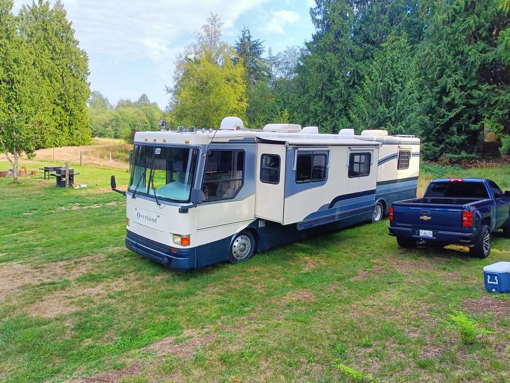 1998 Freightliner Overland