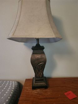 2 lamps