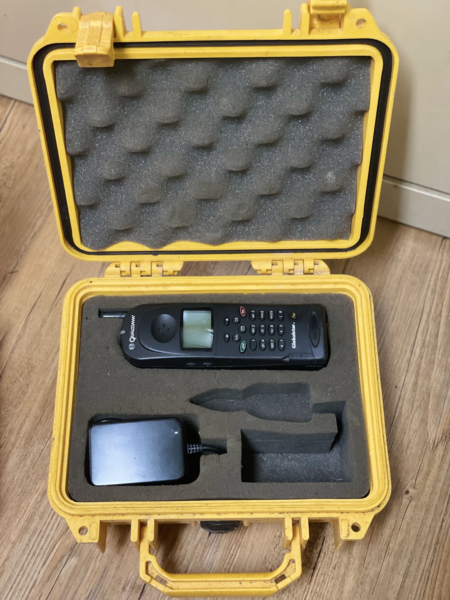 Globalstar Satellite Phone Gsp 1600 includes unlimited minutes for one year