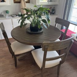 Dining Room Table & 4 Upholstered Chairs