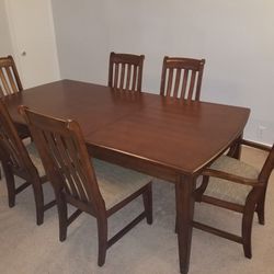 Beautiful Dining set with leaf 6 upholstered chairs solid wood drawers Moving