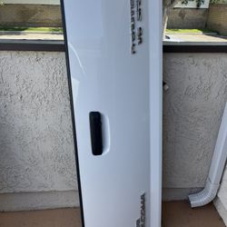 2009. Toyota Tacoma.  Tail Gate.    Parts
