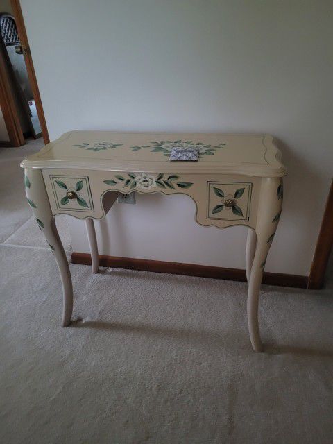 Antique Table Unique Design