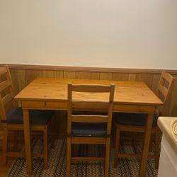 Ikea table with 4 chairs