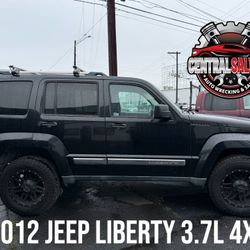 2012 Jeep Liberty 3.7L 4X4 Partout parts only